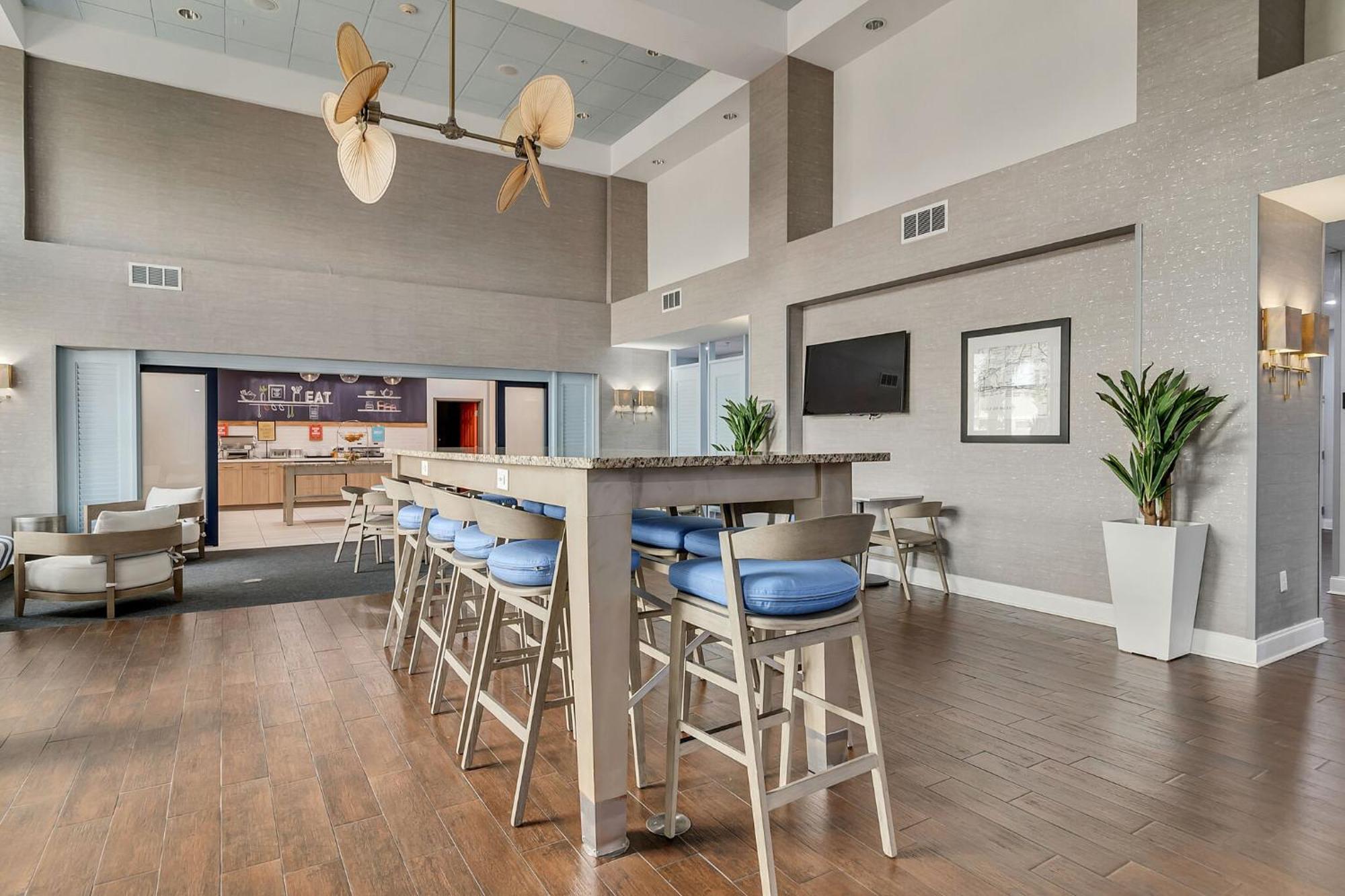 Holiday Inn Express & Suites Destin - Miramar Beach By Ihg Exterior foto